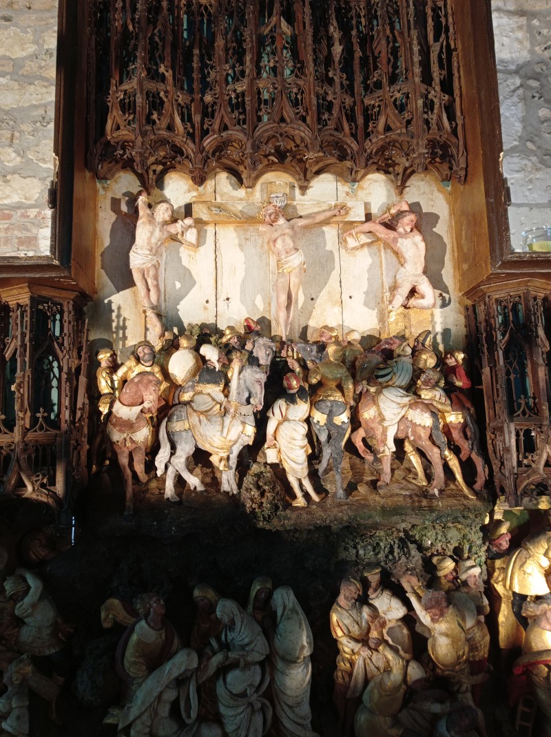 Atelier Giordani - Conservation - Restauration
Edifice – Mobilier - Sculpture – Objets d’art – Moulage –
Pierre, bois métal, polychromie et dorure - Conservation restauration du retable gothique de la Chapelle Saint Sulpice - Bois sculpté
Terre cuite sculptée polychrome et dorure - - Dépoussiérage soigneux
- Etude stratigraphique avec sondage
prise d'empreintes, moulage et tirage d'élément lacunaires
- Collage des éléments bois déchus et des tirage à la résine
- comblement et ragréages 
- Nettoyage 
- Réintégrations colorées
- Réintégration de dorure à la mixtion