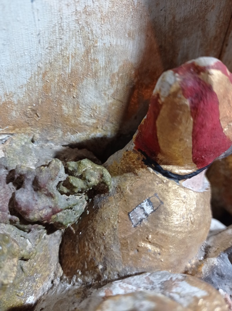 Atelier Giordani - Conservation - Restauration
Edifice – Mobilier - Sculpture – Objets d’art – Moulage –
Pierre, bois métal, polychromie et dorure - Conservation restauration du retable gothique de la Chapelle Saint Sulpice - Bois sculpté
Terre cuite sculptée polychrome et dorure - - Dépoussiérage soigneux
- Etude stratigraphique avec sondage
prise d'empreintes, moulage et tirage d'élément lacunaires
- Collage des éléments bois déchus et des tirage à la résine
- comblement et ragréages 
- Nettoyage 
- Réintégrations colorées
- Réintégration de dorure à la mixtion