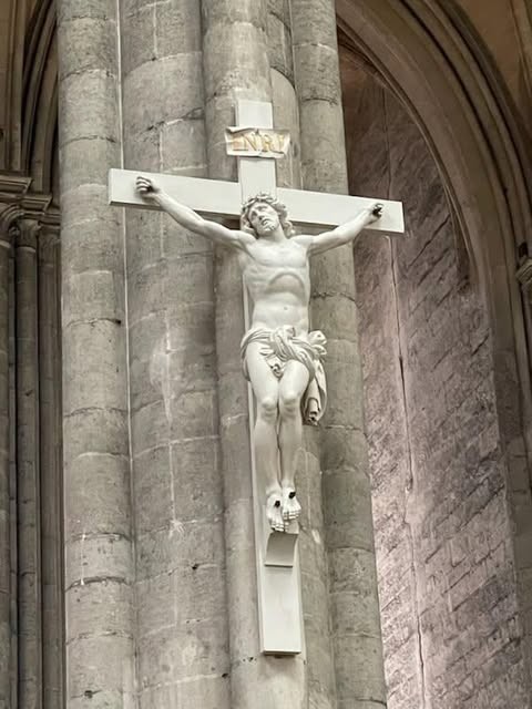Atelier Giordani - Conservation - Restauration
Edifice – Mobilier - Sculpture – Objets d’art – Moulage –
Pierre, bois métal, polychromie et dorure - Christ en croix de la Cathédrale Notre Dame - Bois polychrome - Nettoyage et refixage polychromie en concomitance
Purge et passivation des éléments ferreux corrodés
Consolidation des systèmes d’assemblages
Réintégration des éléments déchus et/ou mobiles
Comblement des manques et fissurations
Masticage des lacunes de surface
Réintégration colorée et harmonisation
Dépose et repose