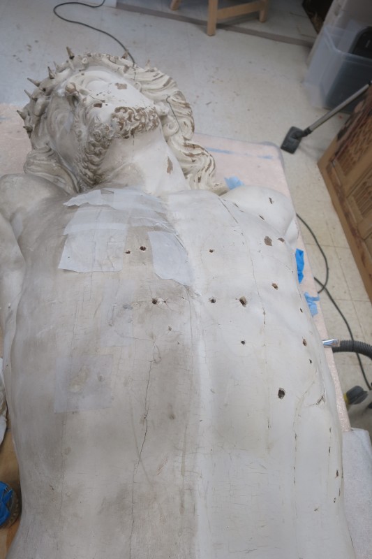 Atelier Giordani - Conservation - Restauration
Edifice – Mobilier - Sculpture – Objets d’art – Moulage –
Pierre, bois métal, polychromie et dorure - Christ en croix de la Cathédrale Notre Dame - Bois polychrome - Nettoyage et refixage polychromie en concomitance
Purge et passivation des éléments ferreux corrodés
Consolidation des systèmes d’assemblages
Réintégration des éléments déchus et/ou mobiles
Comblement des manques et fissurations
Masticage des lacunes de surface
Réintégration colorée et harmonisation
Dépose et repose