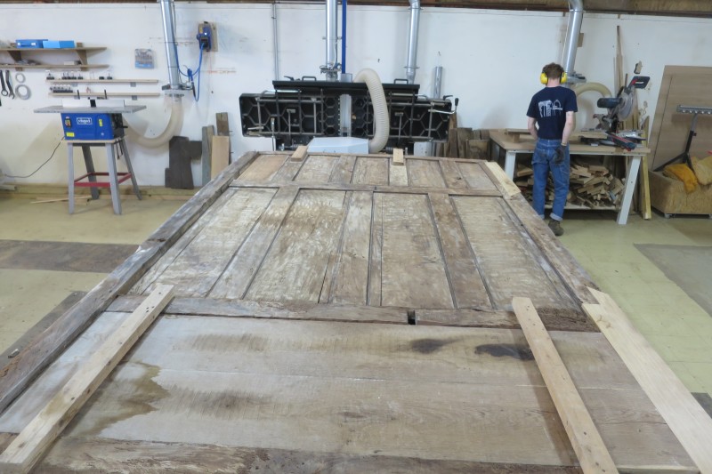 Atelier Giordani - Conservation - Restauration
Edifice – Mobilier - Sculpture – Objets d’art – Moulage –
Pierre, bois métal, polychromie et dorure - Conservation restauration de 2 retables baldaquin pour l'Eglise Saint Quentin - Bois polychrome - -	Dépoussiérage soigneux 
-	Purges des altération et anciennes restaurations
-	Traitement insecticide et fongicide
-	Consolidation chimide du bois
-	Révision des assemblages et resserrement des disjointoiements
-	Consolidation par pièces de renforts et greffes de bois de même essence
-	Bouchages et modelage des manques à la résine époxydique
-	Nettoyage des surfaces
-	Masticage des lacunes de surface
-	Traitement des éléments métalliques
-	Harmonisation colorée des surfaces
-	Restauration des statues
-      Dégagement de polychromie de la Statue de la Vierge à l'enfant