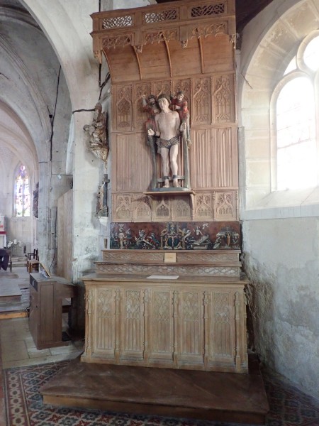Atelier Giordani - Conservation - Restauration
Edifice – Mobilier - Sculpture – Objets d’art – Moulage –
Pierre, bois métal, polychromie et dorure - Conservation restauration de 2 retables baldaquin pour l'Eglise Saint Quentin - Bois polychrome - -	Dépoussiérage soigneux 
-	Purges des altération et anciennes restaurations
-	Traitement insecticide et fongicide
-	Consolidation chimide du bois
-	Révision des assemblages et resserrement des disjointoiements
-	Consolidation par pièces de renforts et greffes de bois de même essence
-	Bouchages et modelage des manques à la résine époxydique
-	Nettoyage des surfaces
-	Masticage des lacunes de surface
-	Traitement des éléments métalliques
-	Harmonisation colorée des surfaces
-	Restauration des statues
-      Dégagement de polychromie de la Statue de la Vierge à l'enfant