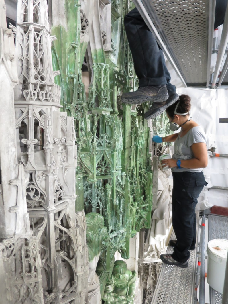 Atelier Giordani - Conservation - Restauration
Edifice – Mobilier - Sculpture – Objets d’art – Moulage –
Pierre, bois métal, polychromie et dorure - Conservation restauration du tour de chœur de la Cathédrale Notre Dame de Chartres - Pierre - - Dépoussiérage soigneux
- Pré-consolidation de l'épiderme
- Nettoyage par application de latex pelable
- Nettoyage complémentaire par application de compresse de carbonate d'ammonium
- Rinçage à l'eau déminéralisé et brossage doux
- Purge des joints défaillants et rejointoiement
- Consolidation du support
- Traitement des ferrures, agrafes et éléments ferreux
- Reprise d'enduits et ragréages
- Goujonnages et collages
-Patine d'harmonisation
