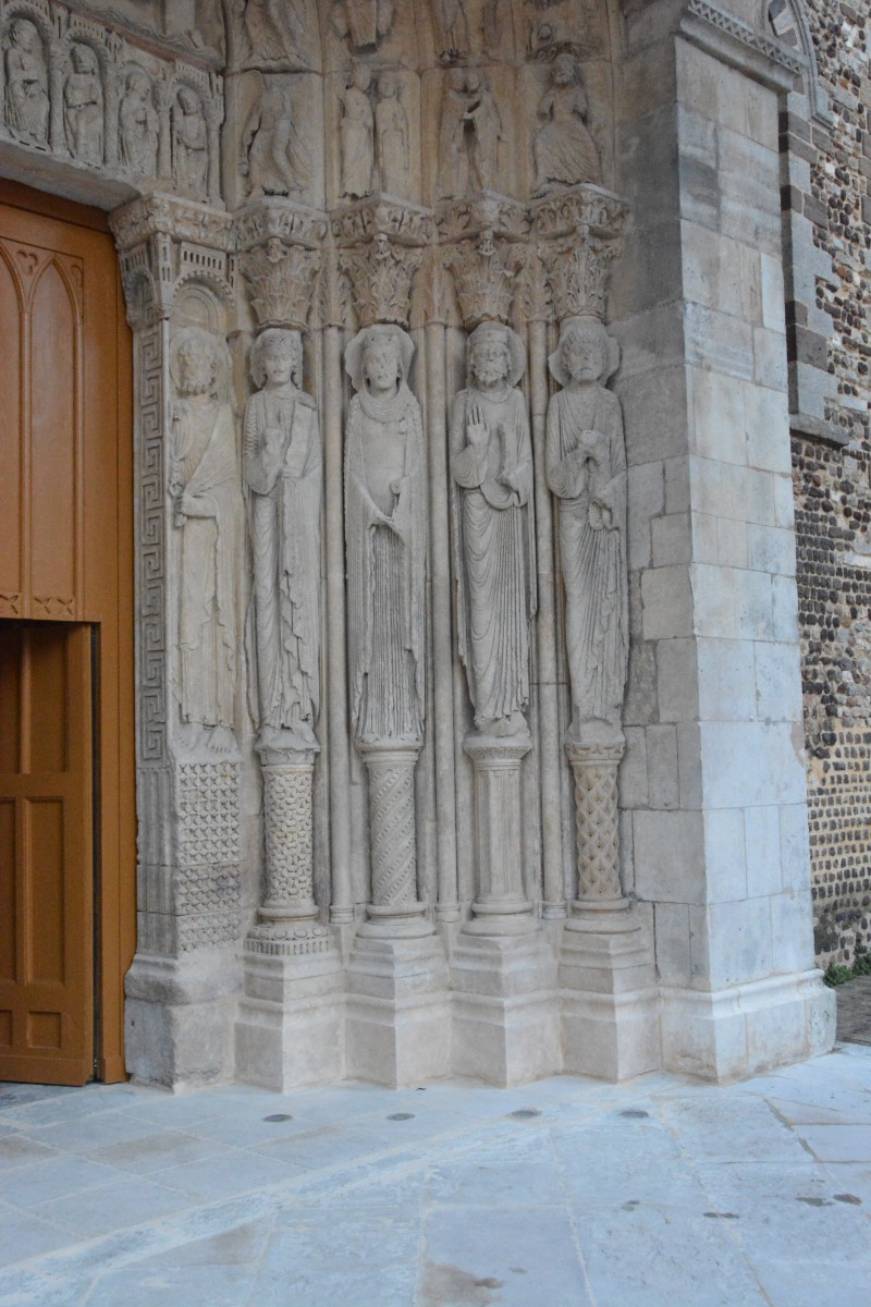 Atelier Giordani - Conservation - Restauration
Edifice – Mobilier - Sculpture – Objets d’art – Moulage –
Pierre, bois métal, polychromie et dorure - Conservation restauration du Portail royal Sud de la Cathédrale Saint Julien - Pierre polychrome - - Dessalements ponctuels
- Dépoussiérage soigneux
- Refixage des vestiges de polychromie
- Nettoyage par micro-gommage
- Nettoyage par désincrustation photonique
- Consolidation chimique de la pierre
- Renforts structurels
- Purges et reprises des joints d'appareillages 
- Traitement des éléments métalliques
- Retouches ponctuelles
- Patine d'harmonisation