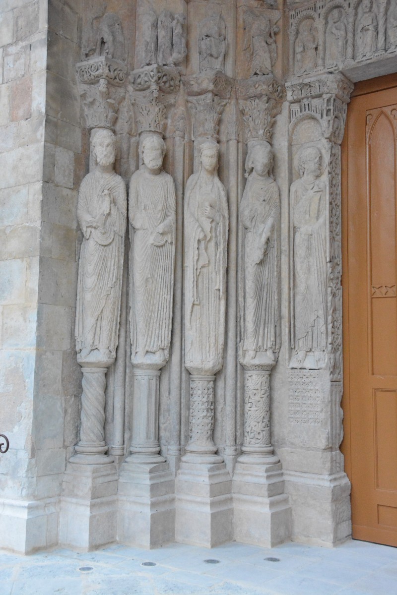 Atelier Giordani - Conservation - Restauration
Edifice – Mobilier - Sculpture – Objets d’art – Moulage –
Pierre, bois métal, polychromie et dorure - Conservation restauration du Portail royal Sud de la Cathédrale Saint Julien - Pierre polychrome - - Dessalements ponctuels
- Dépoussiérage soigneux
- Refixage des vestiges de polychromie
- Nettoyage par micro-gommage
- Nettoyage par désincrustation photonique
- Consolidation chimique de la pierre
- Renforts structurels
- Purges et reprises des joints d'appareillages 
- Traitement des éléments métalliques
- Retouches ponctuelles
- Patine d'harmonisation