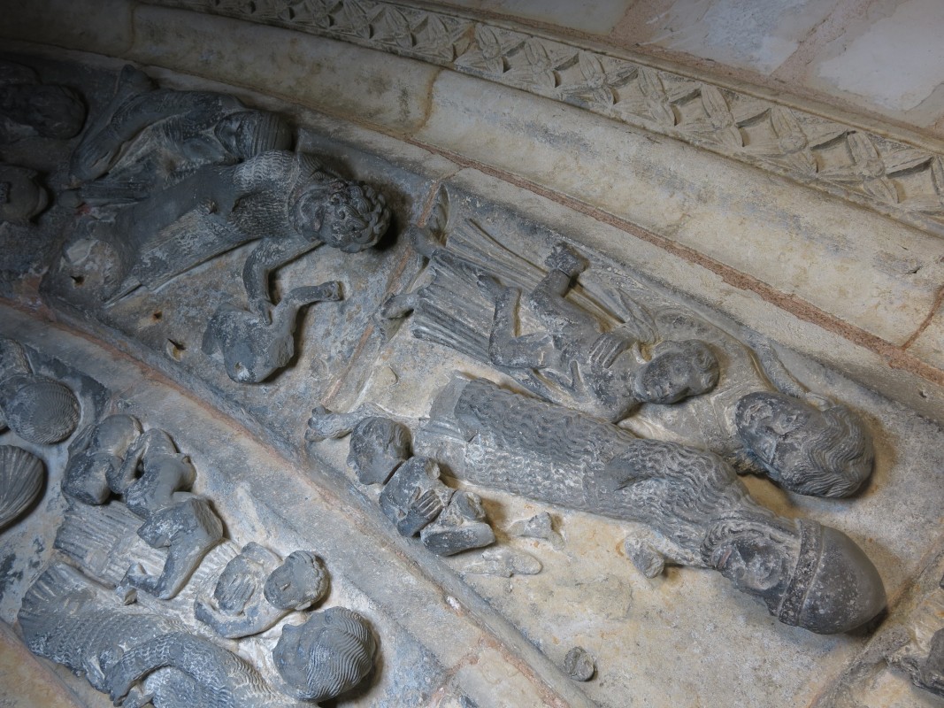 Atelier Giordani - Conservation - Restauration
Edifice – Mobilier - Sculpture – Objets d’art – Moulage –
Pierre, bois métal, polychromie et dorure - Conservation restauration du Portail royal Sud de la Cathédrale Saint Julien - Pierre polychrome - - Dessalements ponctuels
- Dépoussiérage soigneux
- Refixage des vestiges de polychromie
- Nettoyage par micro-gommage
- Nettoyage par désincrustation photonique
- Consolidation chimique de la pierre
- Renforts structurels
- Purges et reprises des joints d'appareillages 
- Traitement des éléments métalliques
- Retouches ponctuelles
- Patine d'harmonisation