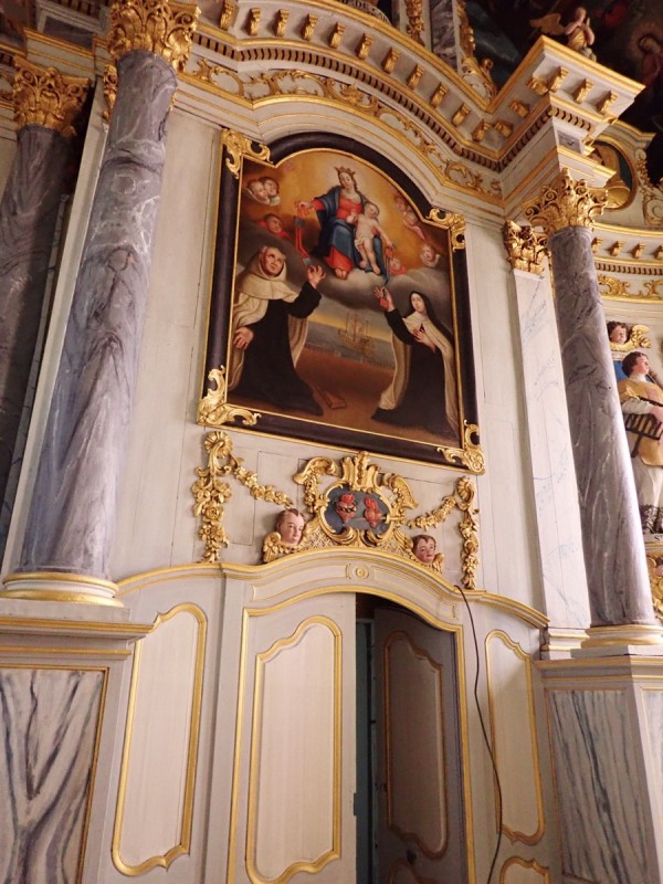 Atelier Giordani - Conservation - Restauration
Edifice – Mobilier - Sculpture – Objets d’art – Moulage –
Pierre, bois métal, polychromie et dorure - Conservation-restauration – Retable majeur - Bois peint - OPÉRATIONS RÉALISÉES
-	Dépose, transfert et dépoussiérage
-	Traitement insecticide curatif et consolidation des bois 
-	Révision et consolidation des assemblages
-	Restitution et compléments des éléments manquants
-	Greffes
-	Nettoyage et fixage
-	Masticages, réintégrations colorées, 
dorure à la mixtion et mises en cire
- Transfert et repose