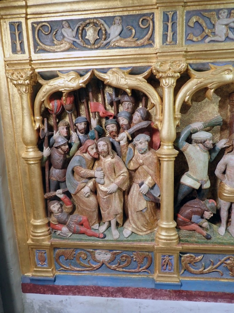 Atelier Giordani - Conservation - Restauration
Edifice – Mobilier - Sculpture – Objets d’art – Moulage –
Pierre, bois métal, polychromie et dorure - Conservation-restauration générale du choeur : Retable majeur et son maître-autel - Pierre calcaire, maçonnerie et plâtre, bois ; décors peints, dorés et argentés - OPÉRATIONS RÉALISÉES
-	Dépoussiérage, refixage, nettoyage
-	Comblement des lacunes, ragréage et masticage
-	Restitution d’éléments manquants par prise d’empreinte et moulage
-	Dégagement mécanique par clivage au scalpel
-	Allègement de la bronzine
-	Retouches sur les décors peints, dorés (or mica) et argentés (argent minéral Iriodin)
-	Dorure à la mixtion
-	Restitution des fonds (peinture acrylique) à partir de sondages
-	Patines d’harmonisation
