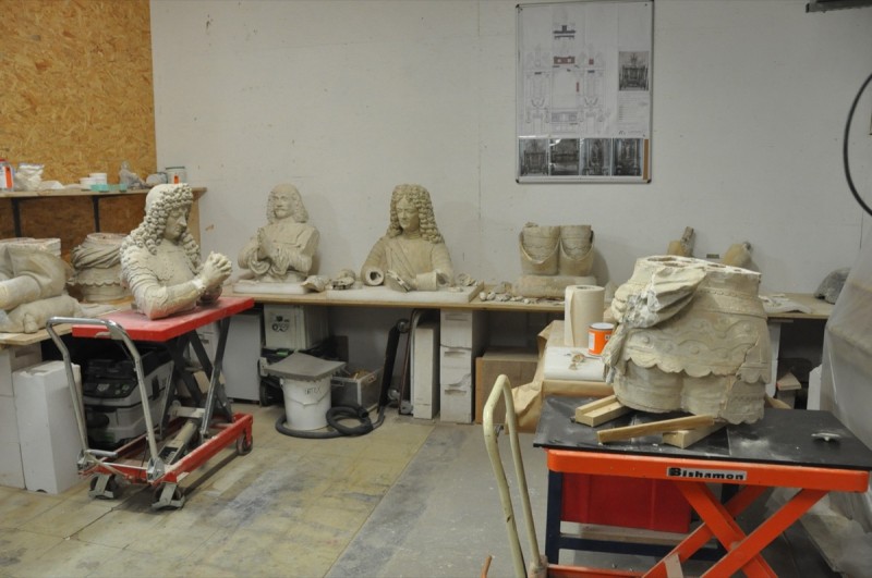 Atelier Giordani - Conservation - Restauration
Edifice – Mobilier - Sculpture – Objets d’art – Moulage –
Pierre, bois métal, polychromie et dorure - Travaux de restauration des six orants des seigneurs d’Aubigny - Statue en pierre et terre cuite - Déposés, traités en atelier et remontés

OPÉRATIONS RÉALISÉES
-	Dépose, transport, repose
-	Nettoyage microsablage et par compresses
-	Consolisation au silicate d’éthyle
-	Extraction des goujons ferreux
-	Collage et goujonnage (goujon carbone)
-	Ragréages et rejointoiement
-	Harmonisation