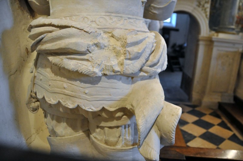 Atelier Giordani - Conservation - Restauration
Edifice – Mobilier - Sculpture – Objets d’art – Moulage –
Pierre, bois métal, polychromie et dorure - Travaux de restauration des six orants des seigneurs d’Aubigny - Statue en pierre et terre cuite - Déposés, traités en atelier et remontés

OPÉRATIONS RÉALISÉES
-	Dépose, transport, repose
-	Nettoyage microsablage et par compresses
-	Consolisation au silicate d’éthyle
-	Extraction des goujons ferreux
-	Collage et goujonnage (goujon carbone)
-	Ragréages et rejointoiement
-	Harmonisation