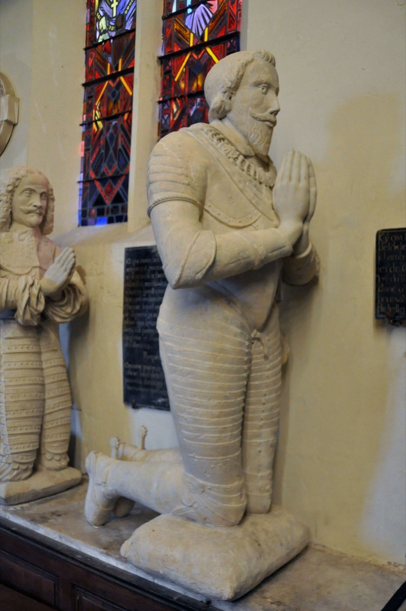 Atelier Giordani - Conservation - Restauration
Edifice – Mobilier - Sculpture – Objets d’art – Moulage –
Pierre, bois métal, polychromie et dorure - Travaux de restauration des six orants des seigneurs d’Aubigny - Statue en pierre et terre cuite - Déposés, traités en atelier et remontés

OPÉRATIONS RÉALISÉES
-	Dépose, transport, repose
-	Nettoyage microsablage et par compresses
-	Consolisation au silicate d’éthyle
-	Extraction des goujons ferreux
-	Collage et goujonnage (goujon carbone)
-	Ragréages et rejointoiement
-	Harmonisation