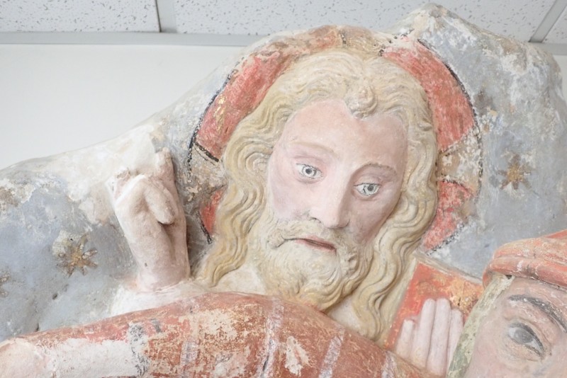 Atelier Giordani - Conservation - Restauration
Edifice – Mobilier - Sculpture – Objets d’art – Moulage –
Pierre, bois métal, polychromie et dorure - Restauration de deux statues de l’église de Saint-Etienne - Restauration de deux statues retrouvées enfouies dans la terre dans l’église Saint-Etienne de Mareil Marly - OPÉRATIONS RÉALISÉES : 

- Nettoyage et élimination minutieuse des dépôts de terre dus à l’enfouissement. 
- Fixage de la polychromie écaillante. 
- Élimination des anciennes tiges métalliques oxydées servant originellement de liaisonnement. 
- Élimination d’efflorescence de plâtre sur la statue de Saint Etienne. Assemblage des fragments, comblements des lacunes du support et ragréages.
- Dégagement de la polychromie par clivage au scalpel sous lunettes binoculaires après la réalisation d’études stratigraphiques préalables, réintégrations colorées et retouches.
- Réalisation de socle peint en ton pierre pour la présentation des statues et repose sécurisée de celles-ci à leur nouvel emplacement au sein de l’église.