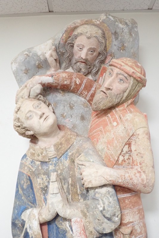 Atelier Giordani - Conservation - Restauration
Edifice – Mobilier - Sculpture – Objets d’art – Moulage –
Pierre, bois métal, polychromie et dorure - Restauration de deux statues de l’église de Saint-Etienne - Restauration de deux statues retrouvées enfouies dans la terre dans l’église Saint-Etienne de Mareil Marly - OPÉRATIONS RÉALISÉES : 

- Nettoyage et élimination minutieuse des dépôts de terre dus à l’enfouissement. 
- Fixage de la polychromie écaillante. 
- Élimination des anciennes tiges métalliques oxydées servant originellement de liaisonnement. 
- Élimination d’efflorescence de plâtre sur la statue de Saint Etienne. Assemblage des fragments, comblements des lacunes du support et ragréages.
- Dégagement de la polychromie par clivage au scalpel sous lunettes binoculaires après la réalisation d’études stratigraphiques préalables, réintégrations colorées et retouches.
- Réalisation de socle peint en ton pierre pour la présentation des statues et repose sécurisée de celles-ci à leur nouvel emplacement au sein de l’église.