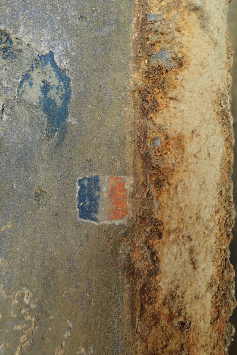 Atelier Giordani - Conservation - Restauration
Edifice – Mobilier - Sculpture – Objets d’art – Moulage –
Pierre, bois métal, polychromie et dorure - Restauration de deux statues de l’église de Saint-Etienne - Restauration de deux statues retrouvées enfouies dans la terre dans l’église Saint-Etienne de Mareil Marly - OPÉRATIONS RÉALISÉES : 

- Nettoyage et élimination minutieuse des dépôts de terre dus à l’enfouissement. 
- Fixage de la polychromie écaillante. 
- Élimination des anciennes tiges métalliques oxydées servant originellement de liaisonnement. 
- Élimination d’efflorescence de plâtre sur la statue de Saint Etienne. Assemblage des fragments, comblements des lacunes du support et ragréages.
- Dégagement de la polychromie par clivage au scalpel sous lunettes binoculaires après la réalisation d’études stratigraphiques préalables, réintégrations colorées et retouches.
- Réalisation de socle peint en ton pierre pour la présentation des statues et repose sécurisée de celles-ci à leur nouvel emplacement au sein de l’église.