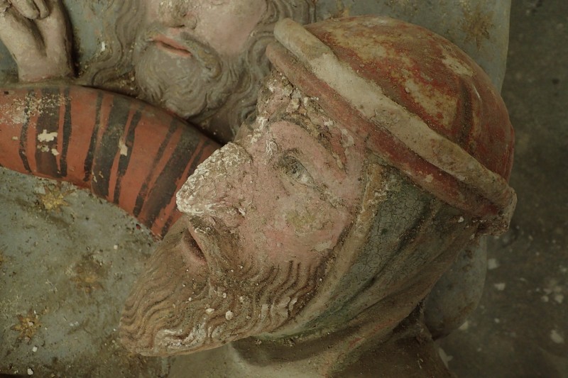 Atelier Giordani - Conservation - Restauration
Edifice – Mobilier - Sculpture – Objets d’art – Moulage –
Pierre, bois métal, polychromie et dorure - Restauration de deux statues de l’église de Saint-Etienne - Restauration de deux statues retrouvées enfouies dans la terre dans l’église Saint-Etienne de Mareil Marly - OPÉRATIONS RÉALISÉES : 

- Nettoyage et élimination minutieuse des dépôts de terre dus à l’enfouissement. 
- Fixage de la polychromie écaillante. 
- Élimination des anciennes tiges métalliques oxydées servant originellement de liaisonnement. 
- Élimination d’efflorescence de plâtre sur la statue de Saint Etienne. Assemblage des fragments, comblements des lacunes du support et ragréages.
- Dégagement de la polychromie par clivage au scalpel sous lunettes binoculaires après la réalisation d’études stratigraphiques préalables, réintégrations colorées et retouches.
- Réalisation de socle peint en ton pierre pour la présentation des statues et repose sécurisée de celles-ci à leur nouvel emplacement au sein de l’église.