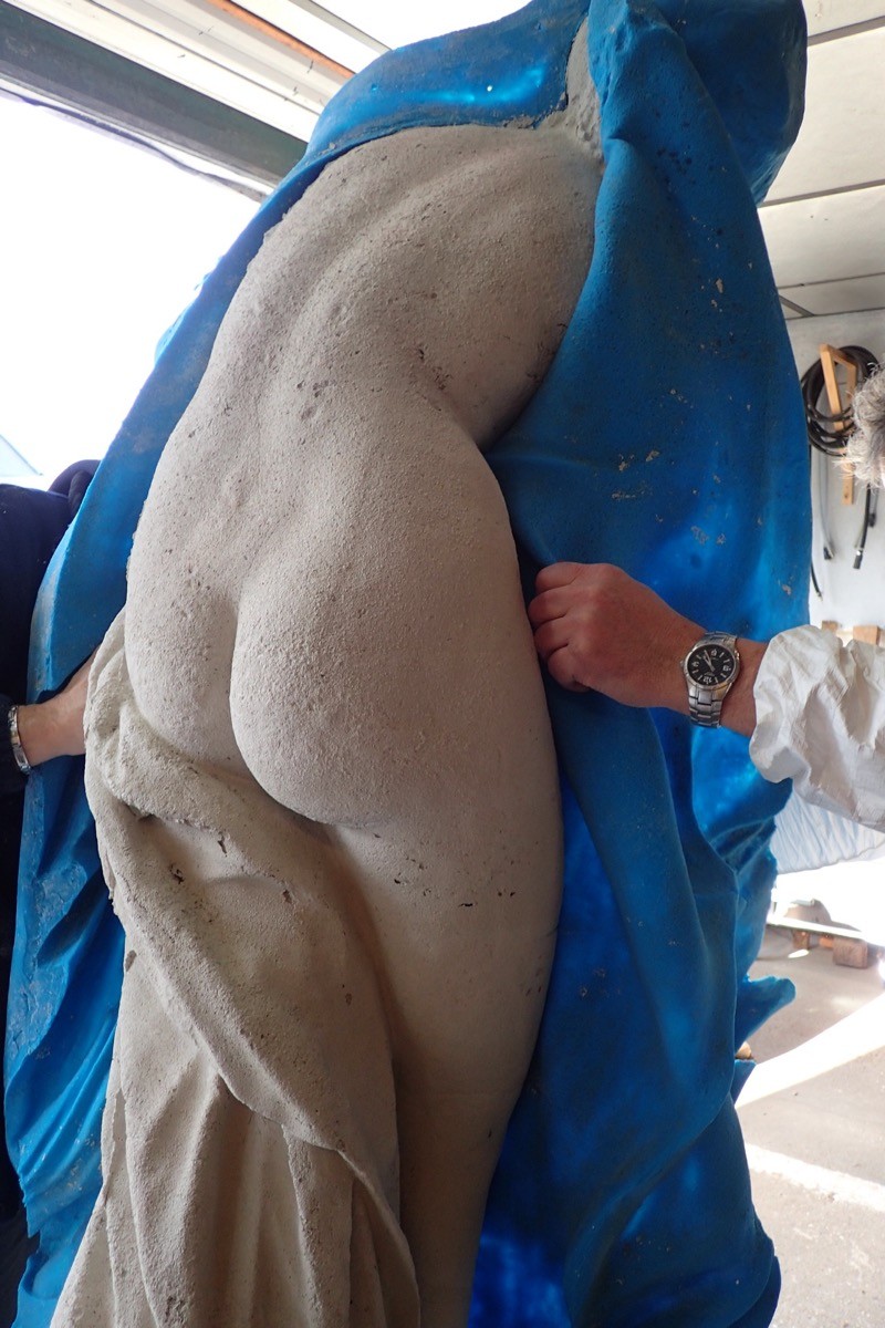 Atelier Giordani - Conservation - Restauration
Edifice – Mobilier - Sculpture – Objets d’art – Moulage –
Pierre, bois métal, polychromie et dorure - Moulage complet de la statue sur une reproduction et tirage en micro-béton - Pierre reconstituée avec armature métallique - OPÉRATIONS RÉALISÉES
Reproduction :
-	Dépose
-	Nettoyage
-	Passivation et restitution des reliefs manquants
-	Comblement

Copie :
-	Préparation du support (reproduction)
-	Prise d’empreinte
-	Réalisation d’un contre-moule
-	Création d’un tirage en micro béton
- Finitions à sec, repose