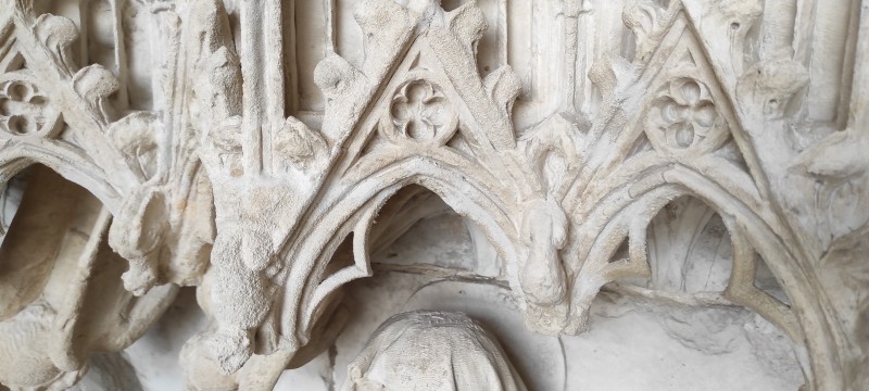 Atelier Giordani - Conservation - Restauration
Edifice – Mobilier - Sculpture – Objets d’art – Moulage –
Pierre, bois métal, polychromie et dorure - Portail des Marmousets de l'Abbatiale Saint Ouen - Pierre calcaire - - Nettoyage par micro gommage
- Nettoyage par compresse d'ammonium
- Traitement fongicide et biocide
- consolidation chimique de la pierre 
- Ragréage par mortier Altar et modelage
- Patine 
- Moulage et tirage d'une statue en l'état