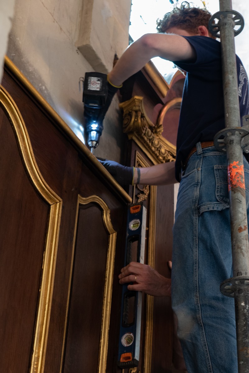 Atelier Giordani - Conservation - Restauration
Edifice – Mobilier - Sculpture – Objets d’art – Moulage –
Pierre, bois métal, polychromie et dorure - Restauration des 2 retables latéraux en pendant de l'Eglise Notre Dame de la Gloriette - Bois polychrome et dorure - - Dépose et conditionnement
- Dépoussiérage sous aspiration contrôlée
- Traitement insecticide
- Traitement antifongique
- Purge et consolidation des boiseries
- Greffes de bois et renforts
- révision des systèmes d'assemblages 
- Nettoyage
- Comblement des lacunes de surfaces
- Masticage des lacunes
- Réintégration colorées
- Dorure à la mixtion
- Vernissage de protection