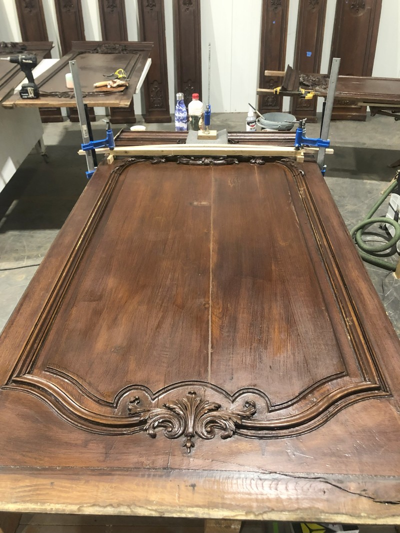 Atelier Giordani - Conservation - Restauration
Edifice – Mobilier - Sculpture – Objets d’art – Moulage –
Pierre, bois métal, polychromie et dorure - Restauration des menuiseries du chœur des chanoines de la Cathédrale de Vannes - Bois teinté - - Relevé et repérage
- Dépose et transport en atelier 
- Traitement insecticide et biocide 
- Dépoussiérage
- Reprise des assemblages et collage 
- Renforts et confortements 
- Création de deux trappes 
- Consolidation chimique du bois 
- Nettoyage
- Mise en teinte
- Montage à blanc en atelier Repose
- Coffrage des installation électrique 
- Révision et installation des serrures