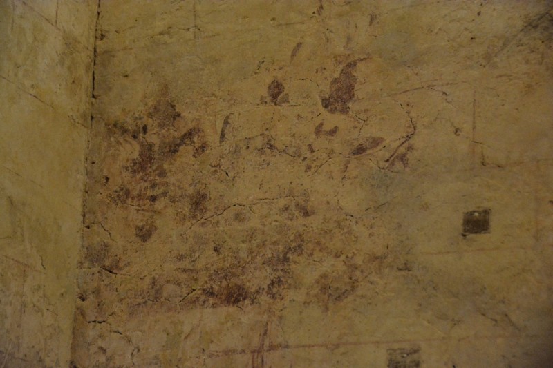 Atelier Giordani - Conservation - Restauration
Edifice – Mobilier - Sculpture – Objets d’art – Moulage –
Pierre, bois métal, polychromie et dorure - Restauration de la voûte et des décors peints -  - Lot 5 : Restauration/conservation d’éléments architecturaux, de décors polychromes, de sculpture

OPÉRATIONS RÉALISÉES
Tranche conditionnelle 2

Voûte de la nef :
-	Dépoussiérage 
-	Mise en teinte des greffes et des parties neuves et reprise du décor de fleur de lys par glacis acrylique 
-	Dépoussiérage de la poutre de gloire par technique croisée de brossage et d’aspiration

Élévation de la nef :
-	Dégagement des enduits pour mettre au jour les décors anciens conservés
-	Encapsulage des zones de peinture au plomb non dégagées
-	Consolidation des zones soufflées par infiltration de mortier et comblement des fissures des lacunes
-	Consolidation des zones pulvérulentes.
-	Sur les zones non dégagées : application d’une couche de fond à la chaux et animation et glacis acrylique et harmonisation des bouchages anciens
- Sur les zones de décors ancien : retouches colorées pour améliorer la lisibilité