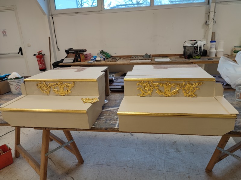 Atelier Giordani - Conservation - Restauration
Edifice – Mobilier - Sculpture – Objets d’art – Moulage –
Pierre, bois métal, polychromie et dorure - Restauration du tabernacle de l'Eglise Saint Martin - Bois polychrome et dorure - - Refixage de polychromie
- Dépoussiérage sous aspiration contrôlée
- Nettoyage de la polychromie et des dorures
- Masticage des lacunes de surface
- Réintégration colorée
- Dorure à la mixtion
- Vernissage de protection