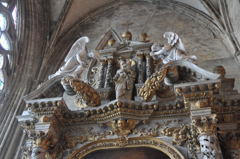 Atelier Giordani - Conservation - Restauration
Edifice – Mobilier - Sculpture – Objets d’art – Moulage –
Pierre, bois métal, polychromie et dorure - Restauration du retable de la chapelle Saint-Martin des Vicaires - Bois polychrome et doré 
(dorure à la détrempe) - OPÉRATIONS RÉALISÉES
Travaux de menuiserie et traitement 
de conservation/restauration

- Anoxie dynamique 
- Consolidation 
- Refixage 
- Comblements  
- Réintégration colorée 

Dorure, dépose et remontage assurés par l’entreprise