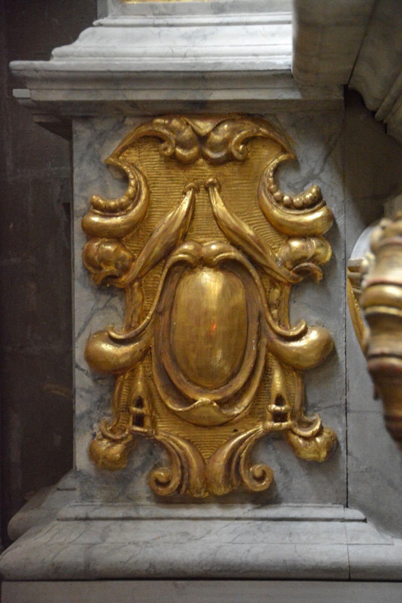 Atelier Giordani - Conservation - Restauration
Edifice – Mobilier - Sculpture – Objets d’art – Moulage –
Pierre, bois métal, polychromie et dorure - Restauration du retable de la chapelle Saint-Martin des Vicaires - Bois polychrome et doré 
(dorure à la détrempe) - OPÉRATIONS RÉALISÉES
Travaux de menuiserie et traitement 
de conservation/restauration

- Anoxie dynamique 
- Consolidation 
- Refixage 
- Comblements  
- Réintégration colorée 

Dorure, dépose et remontage assurés par l’entreprise