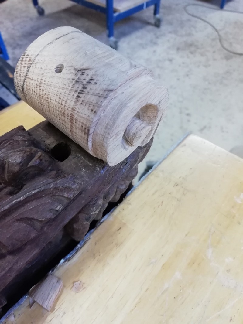 Atelier Giordani - Conservation - Restauration
Edifice – Mobilier - Sculpture – Objets d’art – Moulage –
Pierre, bois métal, polychromie et dorure - Travaux de restauration du mobilier classé de la chapelle -  - OPÉRATIONS RÉALISÉES
LOT 1 Menuiserie-ébénisterie 
LOT 2: Polychromie-statuaire

Trois tranches :

Tranche 1 :
-	Chancel
-	Édicule
-	Retable de la Vierge
-	Colonnes isolées
-	2 bas-reliefs 

Tranche 2 :
-	Maître-autel
-	2 colonnes torses
-	Portes latérales et encadrement

Tranche 3 :
-	Reliquaires, chandeliers, étuis à crosse
-	Statuaire