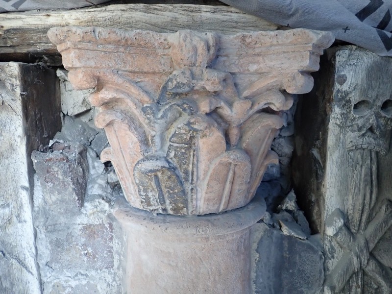 Atelier Giordani - Conservation - Restauration
Edifice – Mobilier - Sculpture – Objets d’art – Moulage –
Pierre, bois métal, polychromie et dorure - Restauration des éléments en bois sculpté et des colonnes et dalles gravées en pierre - Bois sculpté et pierre - OPÉRATIONS RÉALISÉES
Bois sculpté :
- Dépose partielle 
- Traitement insecticide curatif et préventif
- Renfort et doublage
- Greffes de sculptures, pose de flipots
- Bouchage
- Retouche
- Protection finale