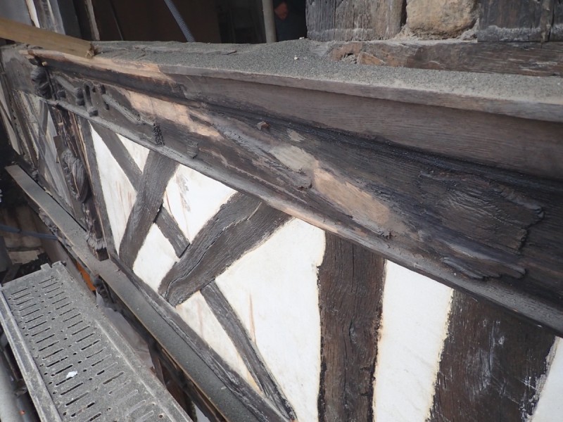 Atelier Giordani - Conservation - Restauration
Edifice – Mobilier - Sculpture – Objets d’art – Moulage –
Pierre, bois métal, polychromie et dorure - Restauration des éléments en bois sculpté et des colonnes et dalles gravées en pierre - Bois sculpté et pierre - OPÉRATIONS RÉALISÉES
Bois sculpté :
- Dépose partielle 
- Traitement insecticide curatif et préventif
- Renfort et doublage
- Greffes de sculptures, pose de flipots
- Bouchage
- Retouche
- Protection finale