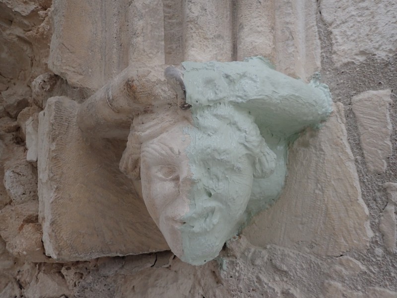 Atelier Giordani - Conservation - Restauration
Edifice – Mobilier - Sculpture – Objets d’art – Moulage –
Pierre, bois métal, polychromie et dorure - Restauration des ruines des bâtiments conventuels et du chœur de l’église Notre-Dame -  - OPÉRATIONS RÉALISÉES
- Dépoussiérage
- Pré-consolidation
- Traitement biocide
- Nettoyage par micro gommage
- Nettoyage filmogène au latex
- Consolidation
- Purge des supports de ragréages
- Ragréages
- Estampage
- Bouchons sculptés
- Rejointoiement
- Collage, renforts et goujonnage
- Sculpture en pierre neuve
- Patine