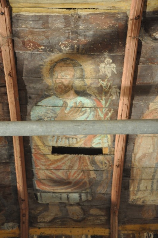 Atelier Giordani - Conservation - Restauration
Edifice – Mobilier - Sculpture – Objets d’art – Moulage –
Pierre, bois métal, polychromie et dorure - Conservation-restauration de la voûte en bois peinte - Voûte peinte avec peintures décoratives et figurées - OPÉRATIONS RÉALISÉES
- Échafaudage et dépose de l’ensemble
- Greffes et compléments
- Consolidation des bois
- Dépoussiérage et nettoyage
- Masticage et réintégration minimale
- Harmonisation
- Couche de protection
- Repose