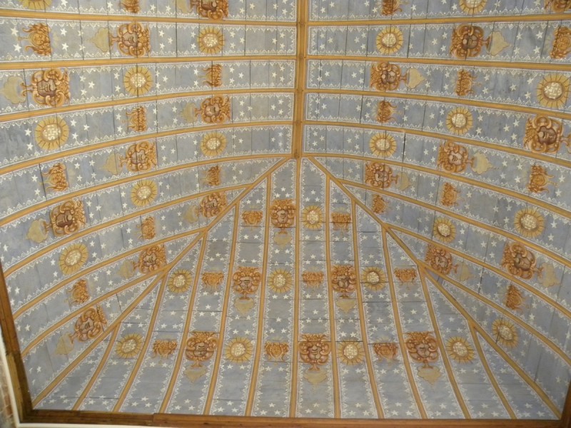 Atelier Giordani - Conservation - Restauration
Edifice – Mobilier - Sculpture – Objets d’art – Moulage –
Pierre, bois métal, polychromie et dorure - Conservation / restauration de la voûte en bois peinte - Voûte peinte avec décor doré - OPÉRATIONS RÉALISÉES
- Échafaudage et dépose de l’ensemble
- Greffes et compléments
- Consolidation des bois
- Dépoussiérage et nettoyage
- Masticage et réintégration minimale
- Harmonisation
- Couche de protection
- Repose