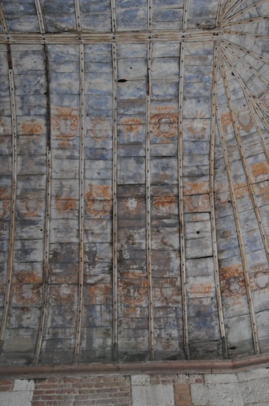 Atelier Giordani - Conservation - Restauration
Edifice – Mobilier - Sculpture – Objets d’art – Moulage –
Pierre, bois métal, polychromie et dorure - Conservation / restauration de la voûte en bois peinte - Voûte peinte avec décor doré - OPÉRATIONS RÉALISÉES
- Échafaudage et dépose de l’ensemble
- Greffes et compléments
- Consolidation des bois
- Dépoussiérage et nettoyage
- Masticage et réintégration minimale
- Harmonisation
- Couche de protection
- Repose